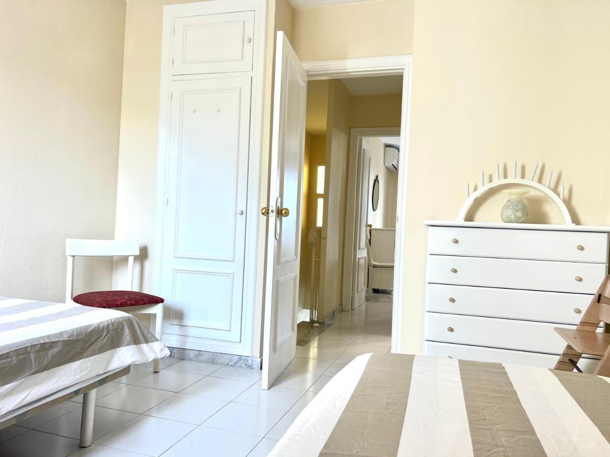 Fabulous Vacation In A 2 Bedroom Townhouse With 2 Terraces Overlooking The Sea, Suitable For 6 People 3 Swimming Pools Tennis And 200 Mts From The Sea El Faro Exterior photo