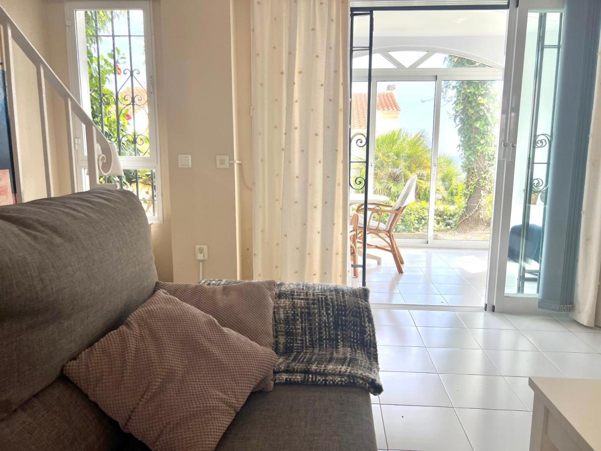 Fabulous Vacation In A 2 Bedroom Townhouse With 2 Terraces Overlooking The Sea, Suitable For 6 People 3 Swimming Pools Tennis And 200 Mts From The Sea El Faro Exterior photo