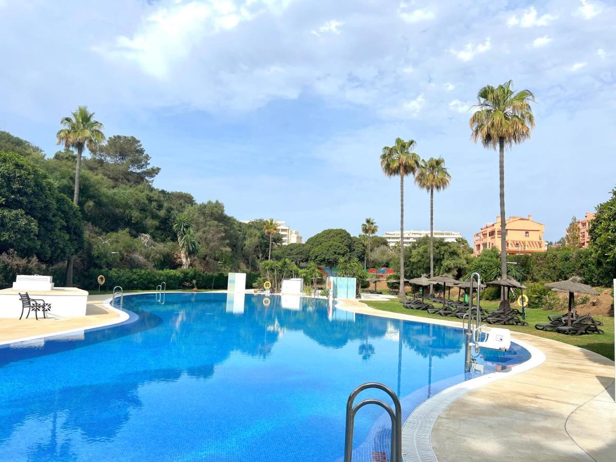 Fabulous Vacation In A 2 Bedroom Townhouse With 2 Terraces Overlooking The Sea, Suitable For 6 People 3 Swimming Pools Tennis And 200 Mts From The Sea El Faro Exterior photo