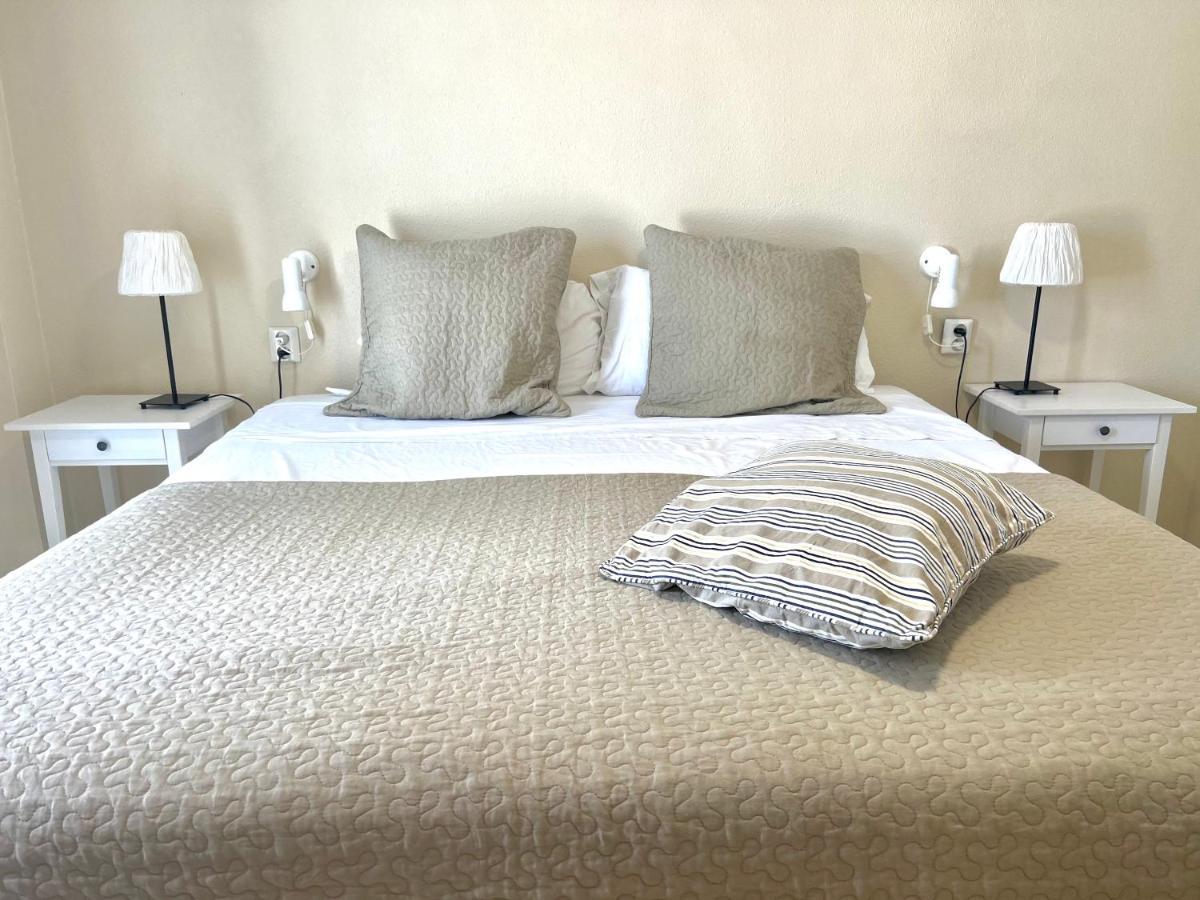 Fabulous Vacation In A 2 Bedroom Townhouse With 2 Terraces Overlooking The Sea, Suitable For 6 People 3 Swimming Pools Tennis And 200 Mts From The Sea El Faro Exterior photo