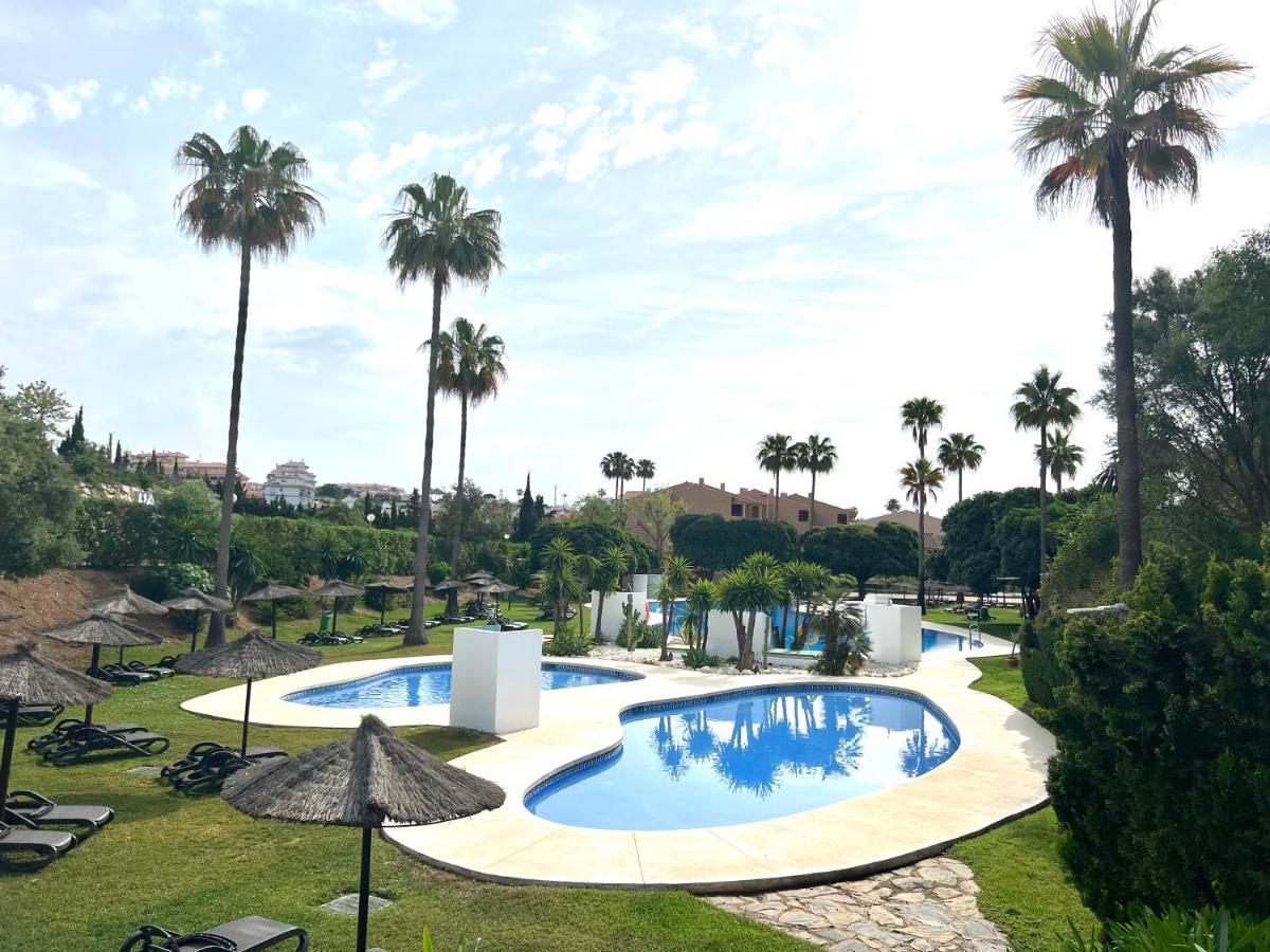 Fabulous Vacation In A 2 Bedroom Townhouse With 2 Terraces Overlooking The Sea, Suitable For 6 People 3 Swimming Pools Tennis And 200 Mts From The Sea El Faro Exterior photo